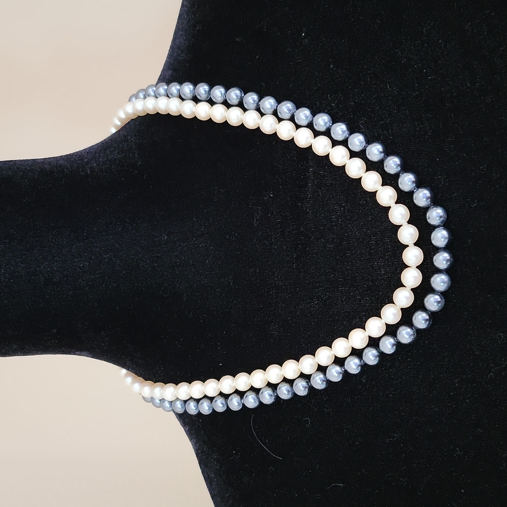 Vintage Two Strand Gray/Cream Faux Pearl Necklace 21" - Picture 2 of 6